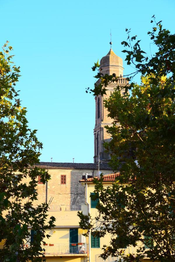 Bed and Breakfast A Casa Dell'Artista Viki Jesi Exterior foto